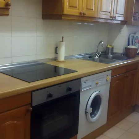 Edificio Cinco Villas * لا بينيذا